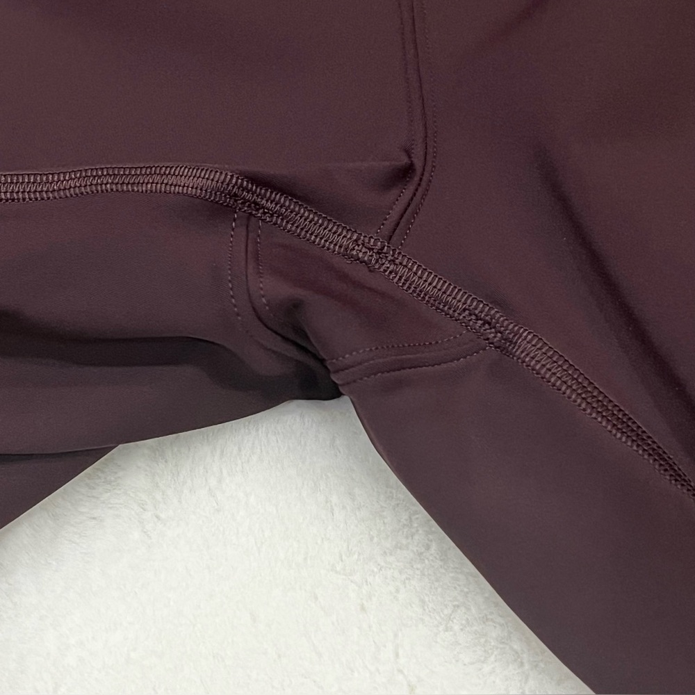 Lululemon Wake & Train Tight *28" Black Satin / Star Ruby Size 8 - Picture 11 of 15